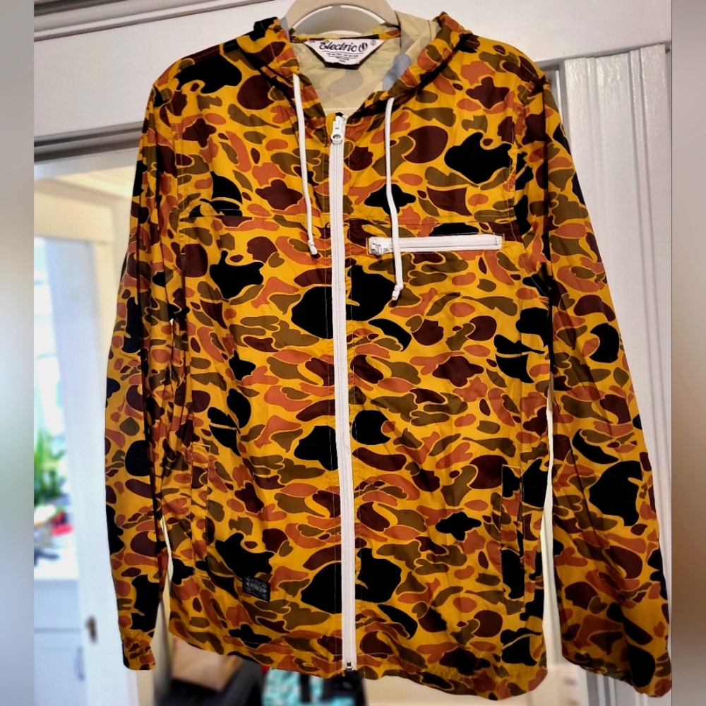 Electric Family mens windbreaker jacket. Size:small